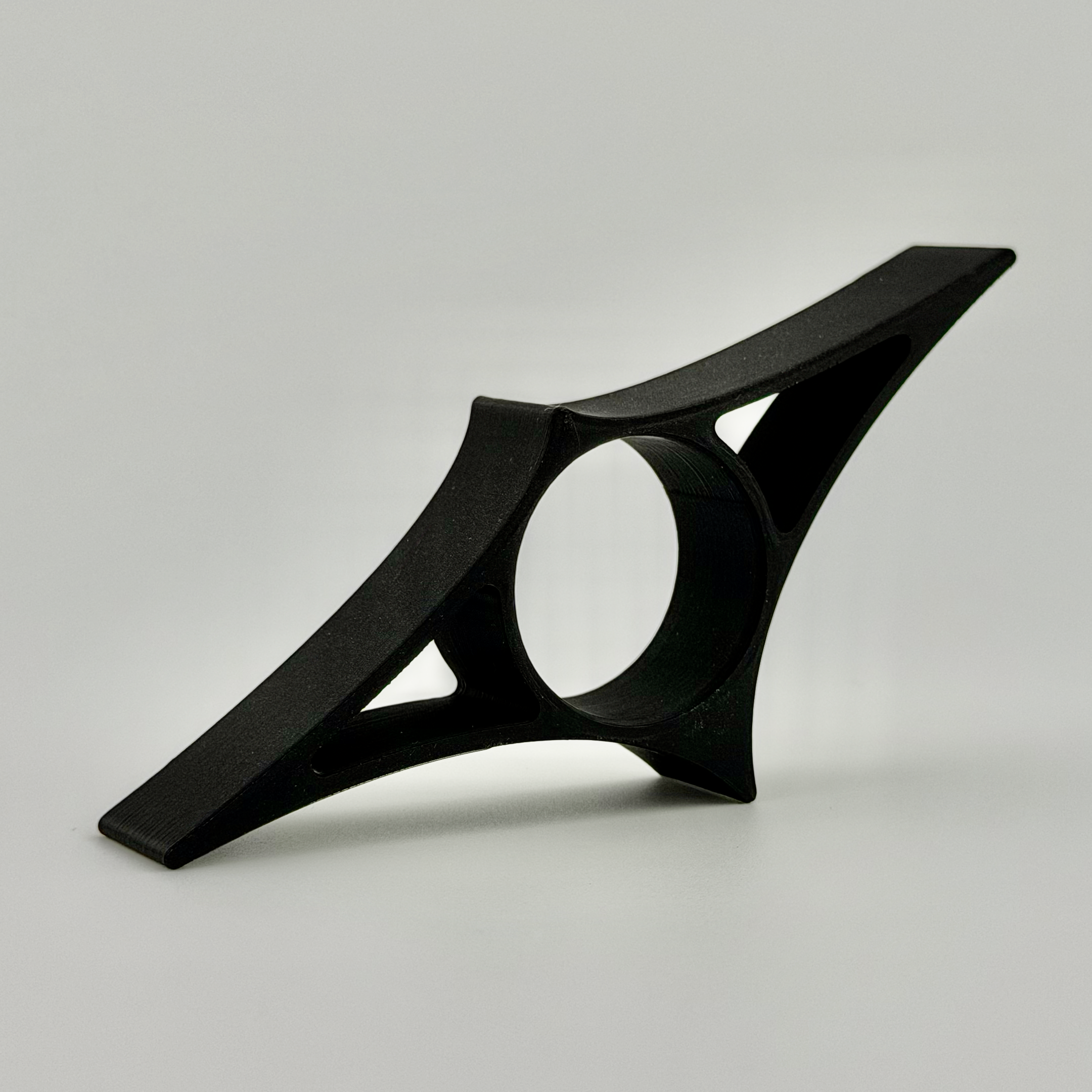 Reading Ray Jet Black