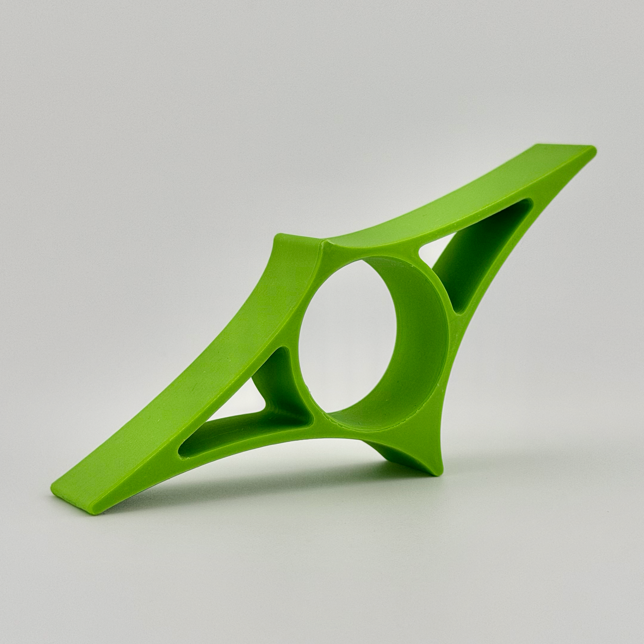 Reading Ray Lootsef Green